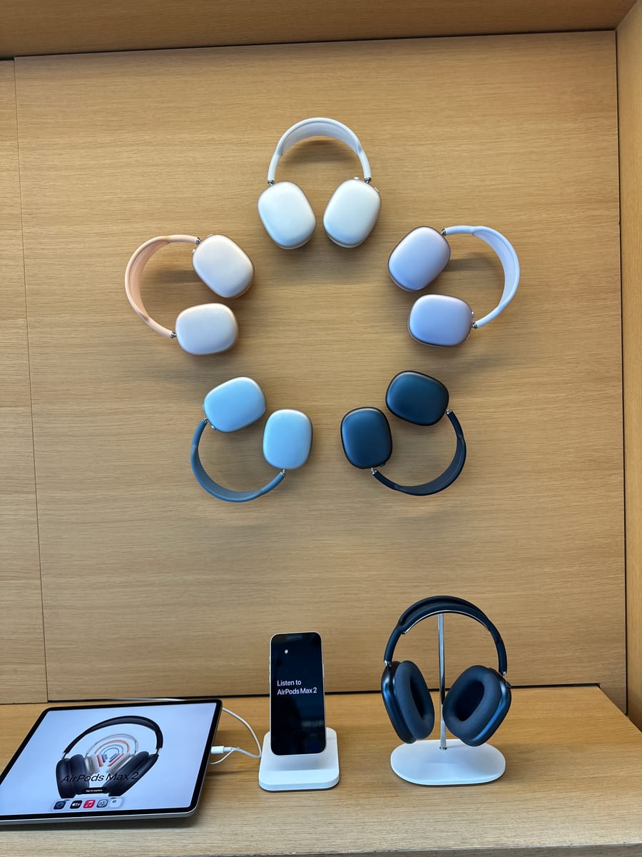 The AirPods Max 2 colour range: Midnight, Starlight, Blue, Purple and Orange