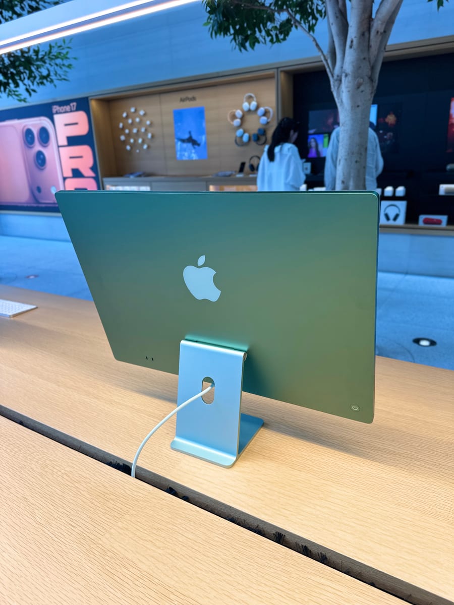 The Green iMac from behind, with its colour-matched stand
