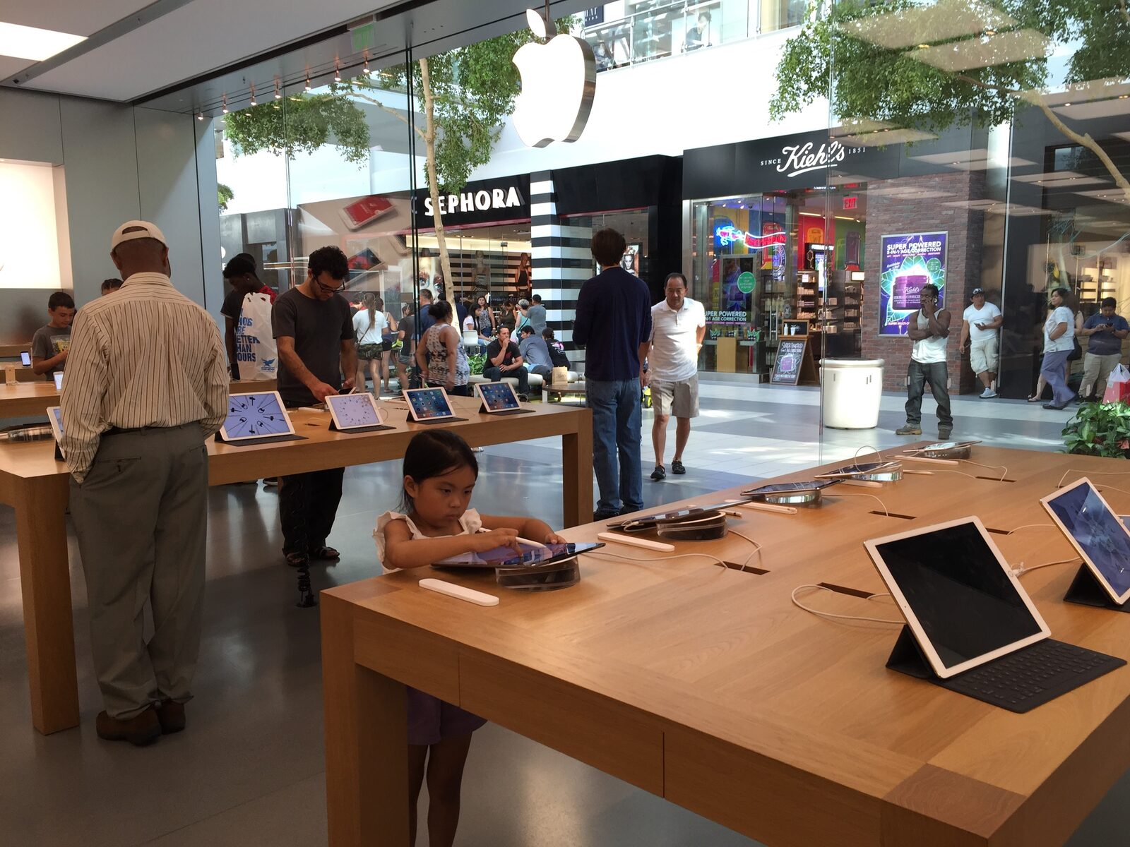 The same store in 2016, tables rearranged.
